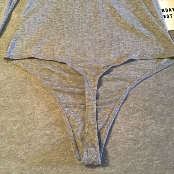 Aritza thong bodysuit NWT Medium - Picture 5 of 6